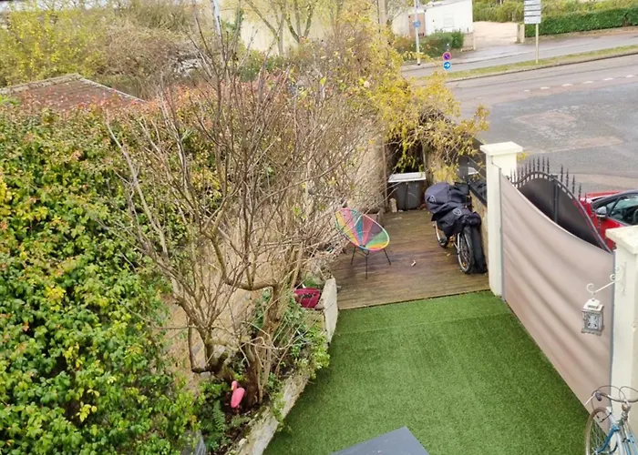 Chez Damdam Et Titi Dijon